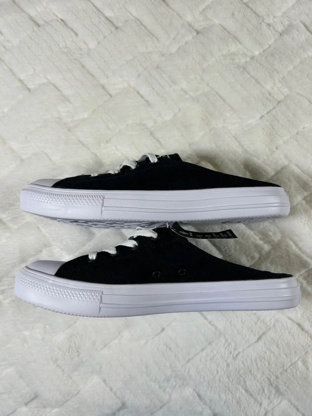 NWT Converse Black and White Canvas Slip-On Lace Sneakers size women’s 11 - Picture 6 of 7